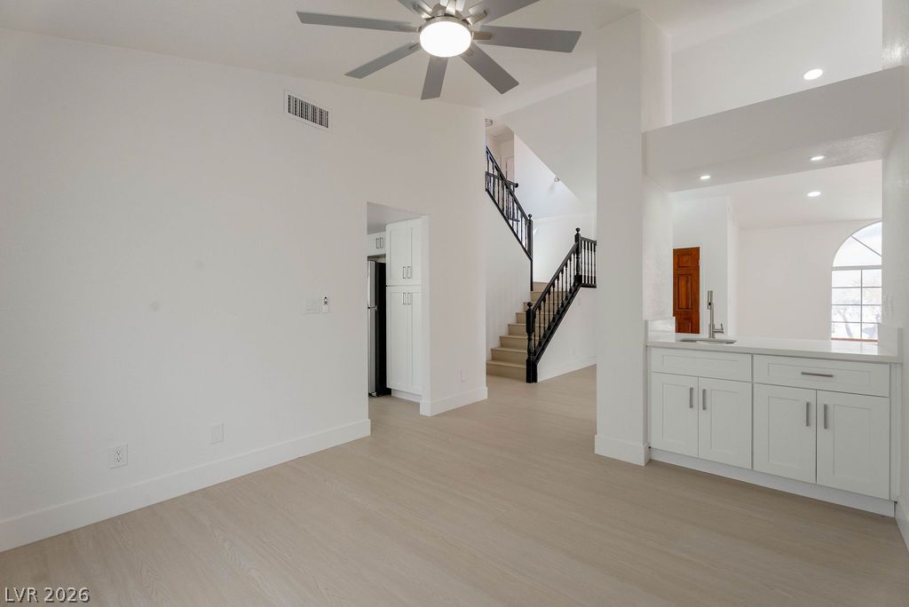 2118 Fountain Springs Drive Property Photo 10