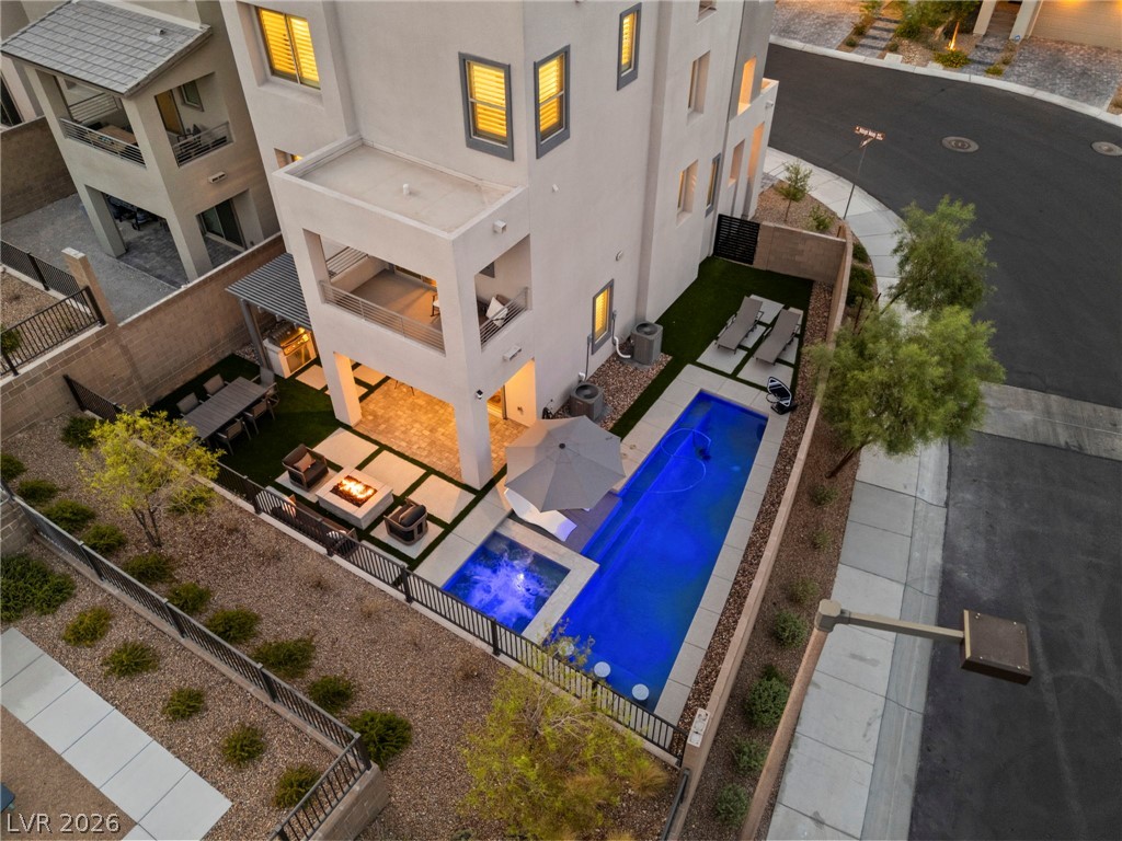 11563 Midnight Melody Avenue Property Photo 3