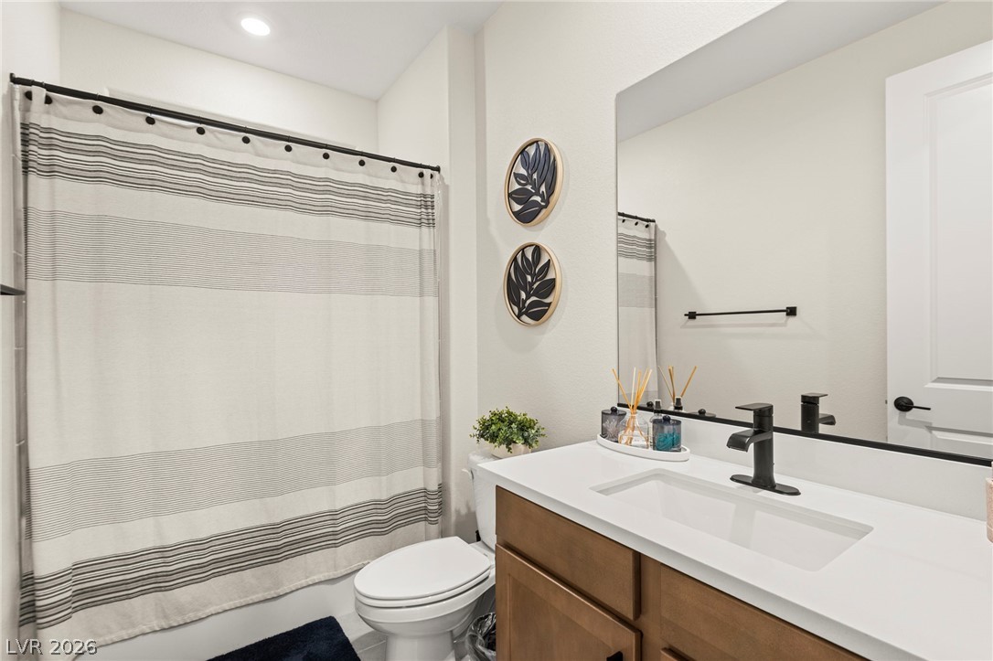 11563 Midnight Melody Avenue Property Photo 32