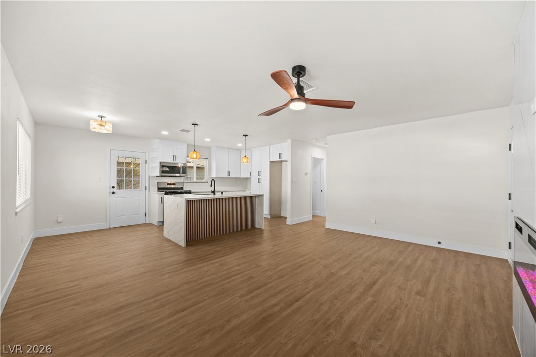2608 Englestad Street Property Photo 6