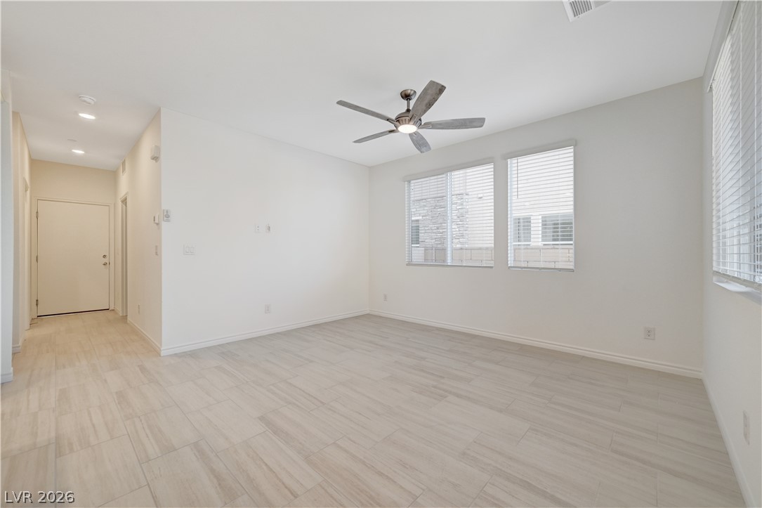 3290 Vasco Falls Avenue Property Photo 5