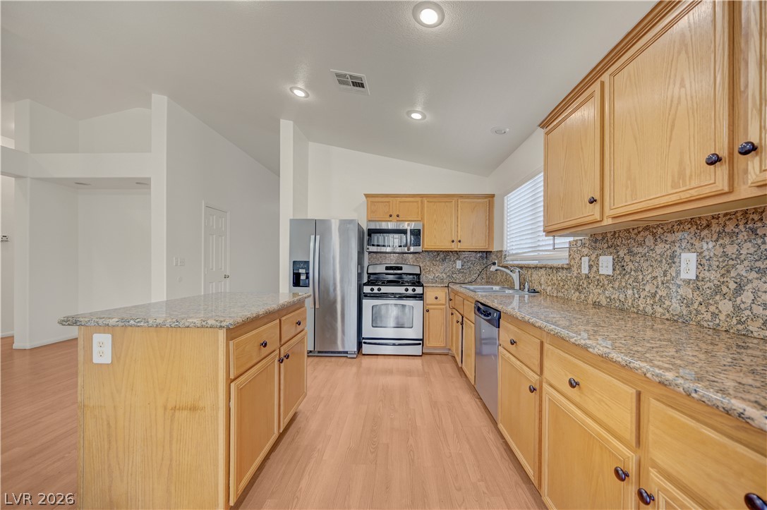 8545 Hidden Pines Avenue Property Photo 10