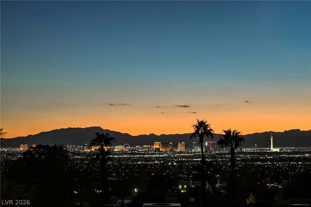649 Wilshire Boulevard Property Photo 4