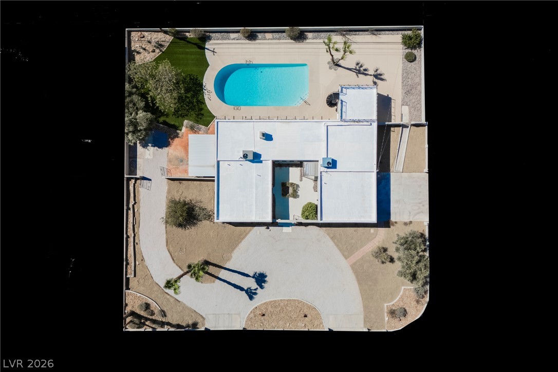 649 Wilshire Boulevard Property Photo 5