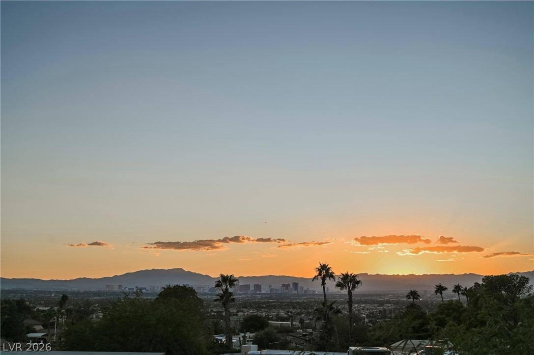 649 Wilshire Boulevard Property Photo 28