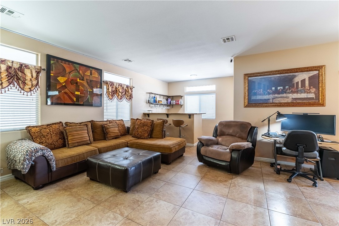 3917 Canary Cedar Street Property Photo 4