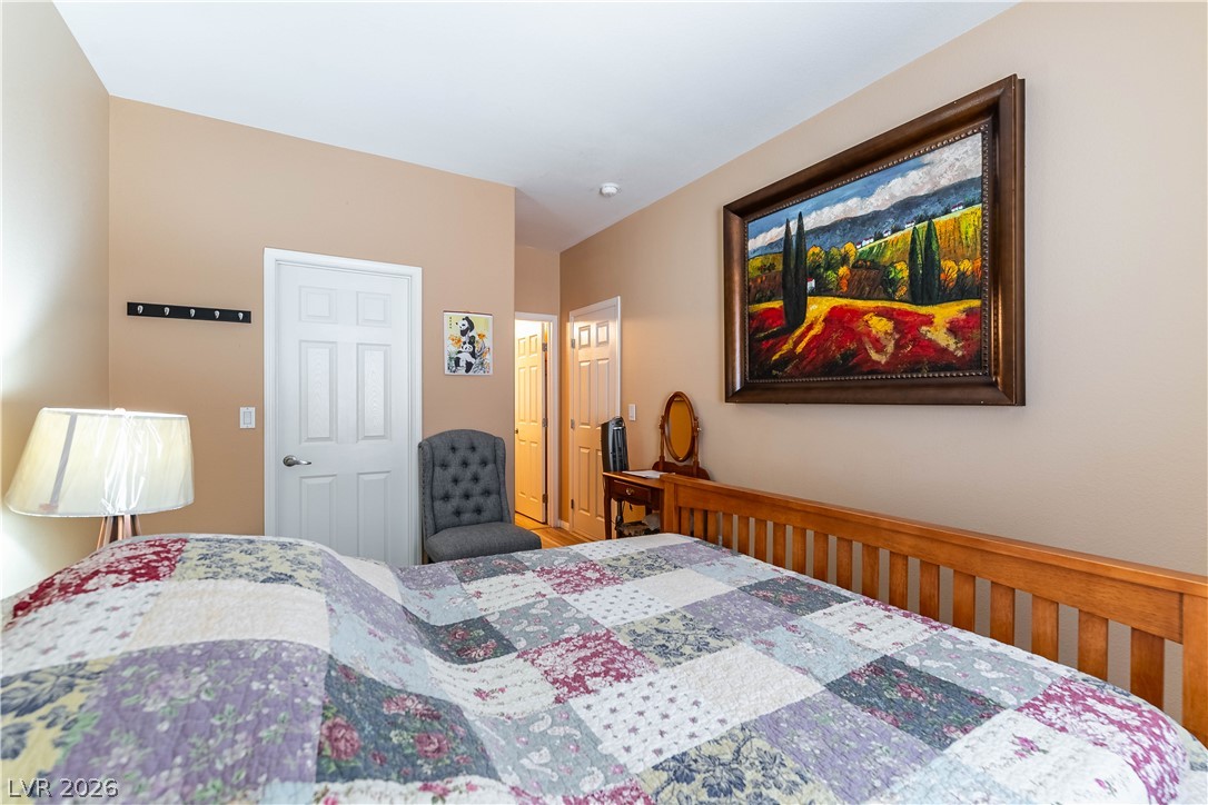3917 Canary Cedar Street Property Photo 11