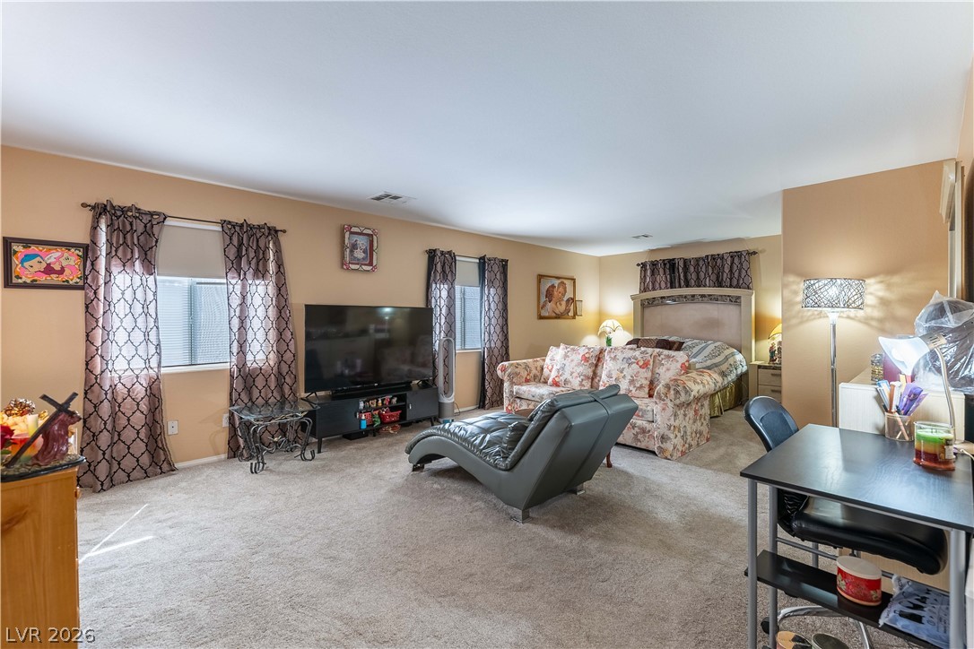 3917 Canary Cedar Street Property Photo 19
