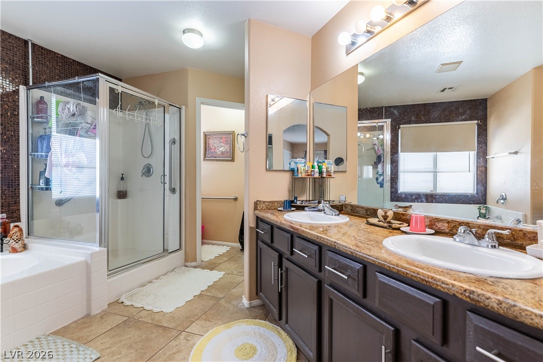 3917 Canary Cedar Street Property Photo 21