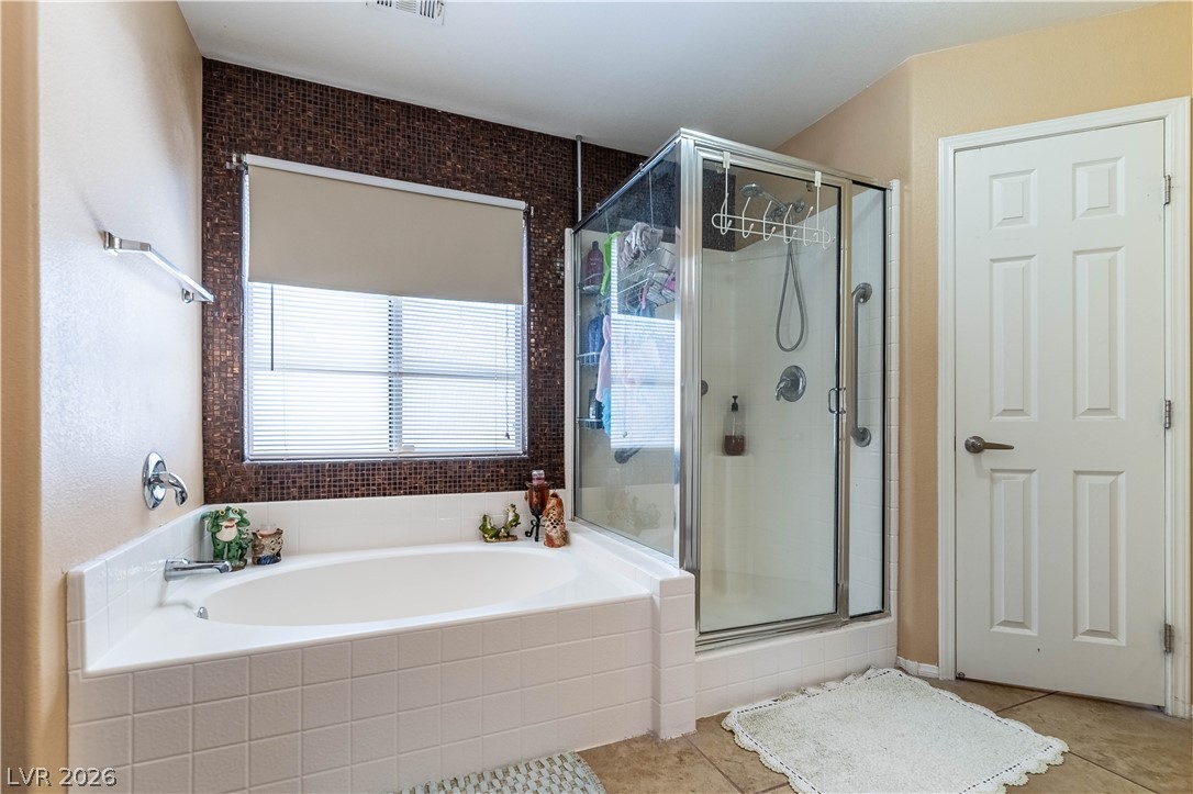 3917 Canary Cedar Street Property Photo 22