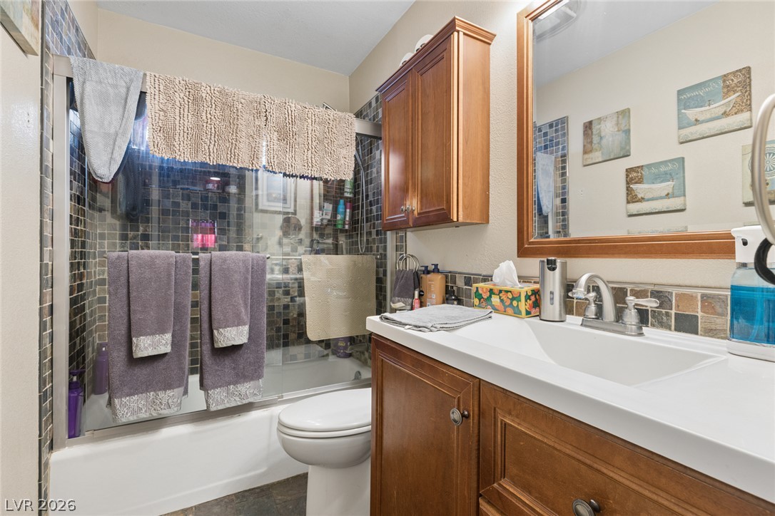 1305 North Mojave Road Property Photo 16