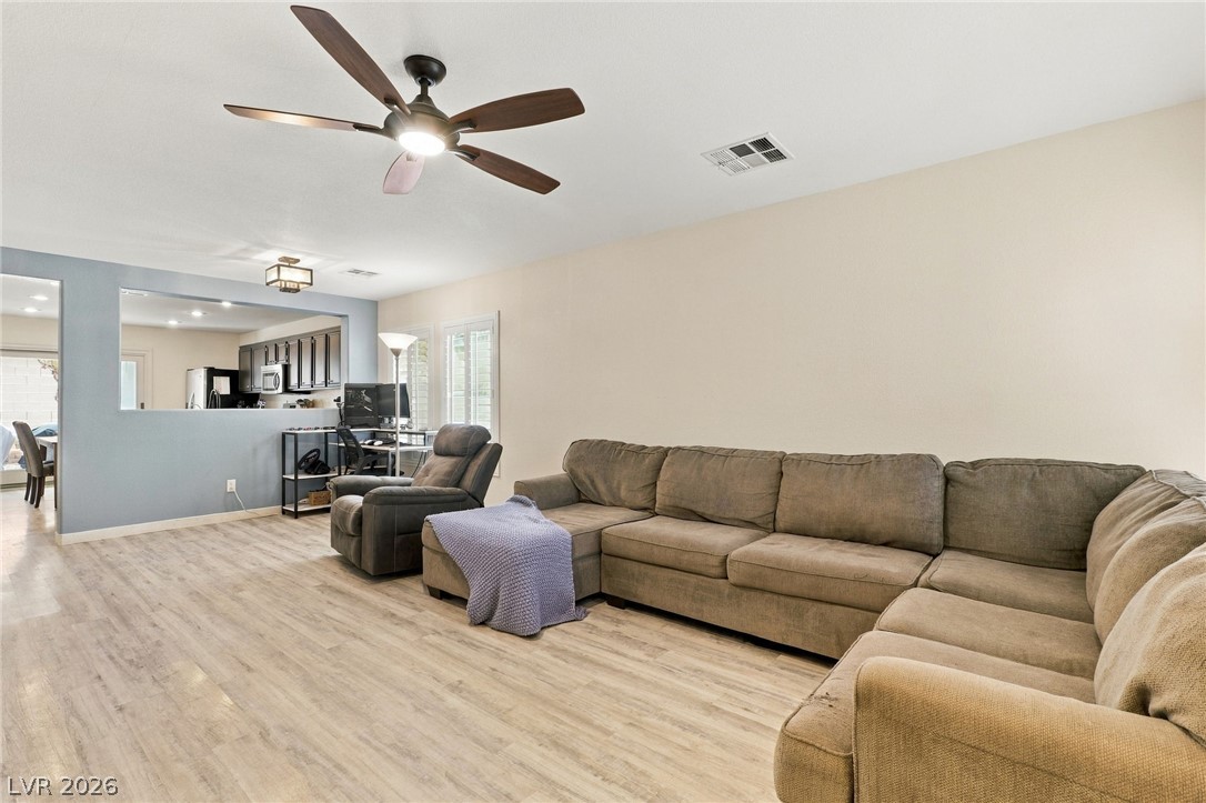 177 White Butte Street Property Photo 4