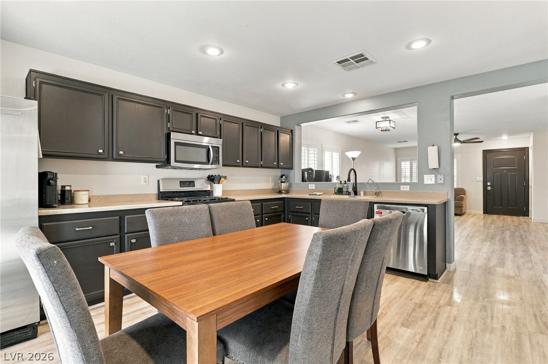 177 White Butte Street Property Photo 10