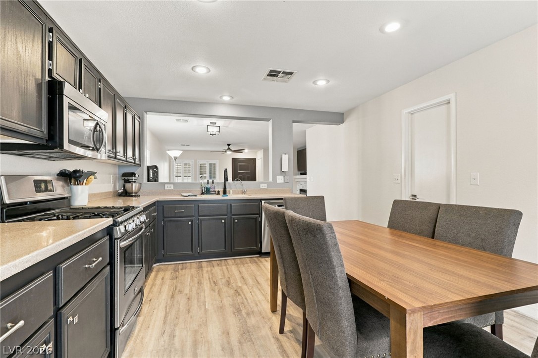 177 White Butte Street Property Photo 16