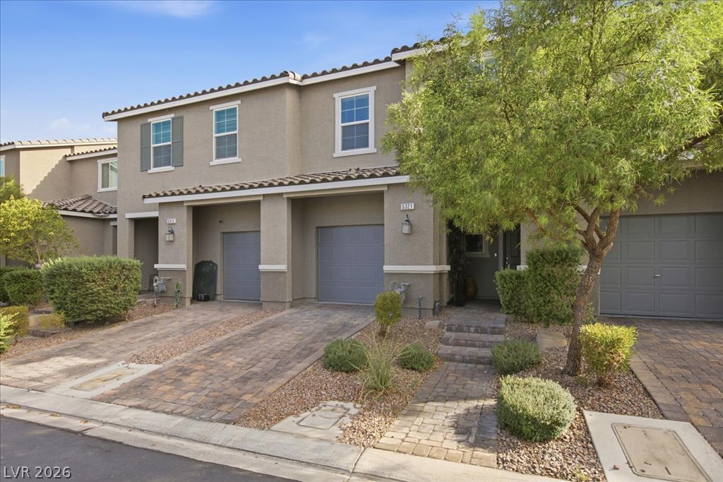 5321 Lazy Breeze Avenue Property Photo 1