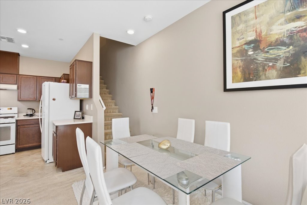 5321 Lazy Breeze Avenue Property Photo 13