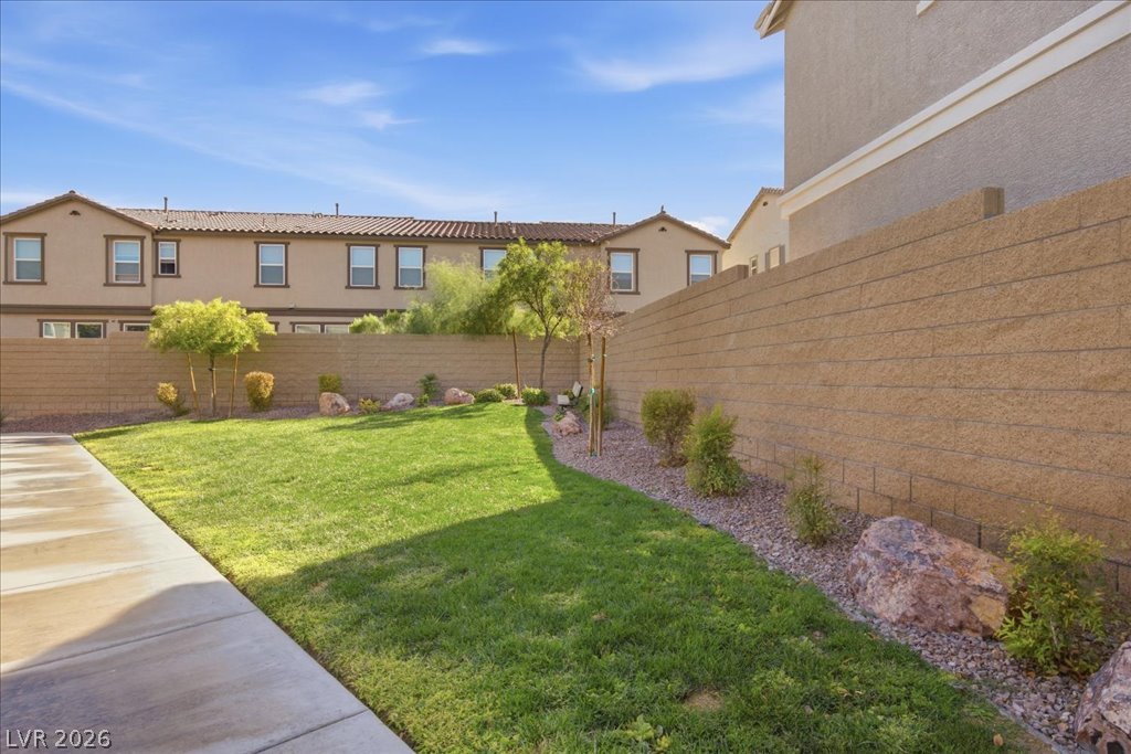 5321 Lazy Breeze Avenue Property Photo 36