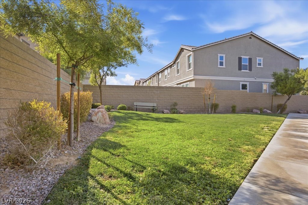5321 Lazy Breeze Avenue Property Photo 37