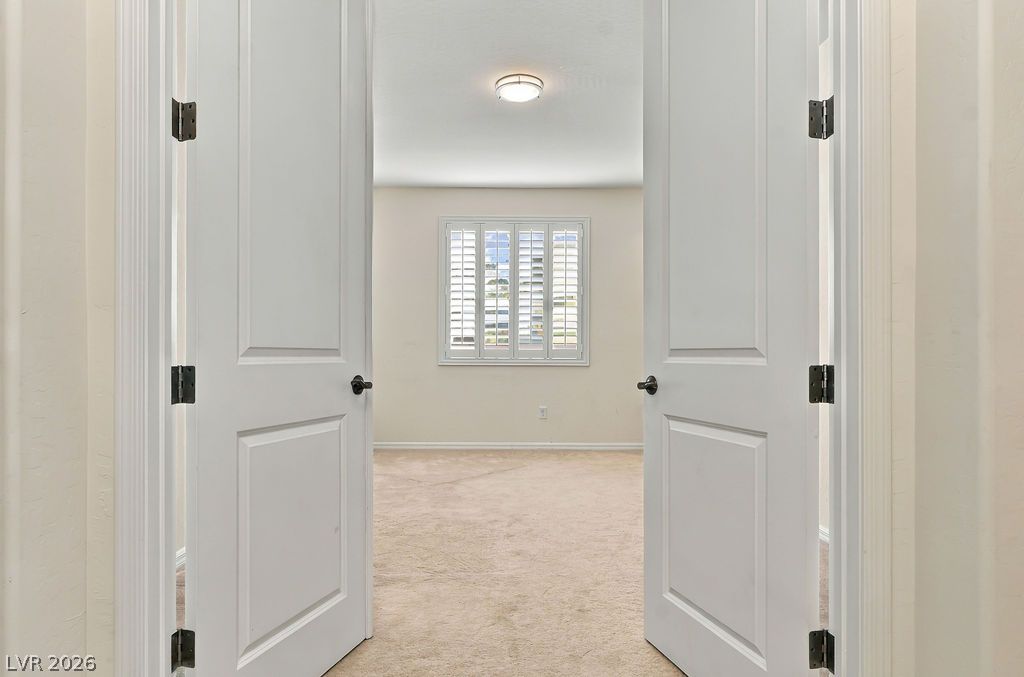 9945 Bristlecone Skye Avenue Property Photo 10