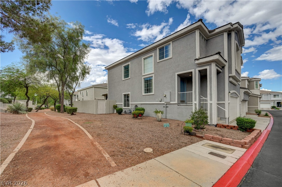 235 Spectacular Street 0 Property Photo 4