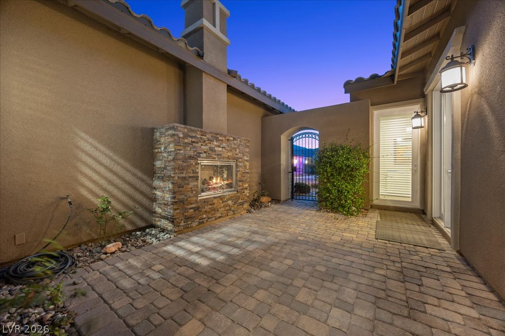 286 Besame Court Property Photo 7