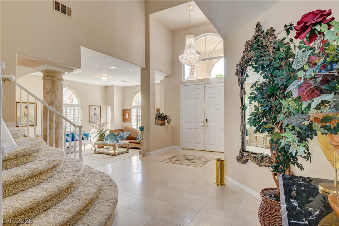 99 Callaway Circle Property Photo 5