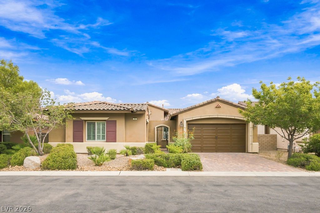 286 Lindura Court Property Photo 8
