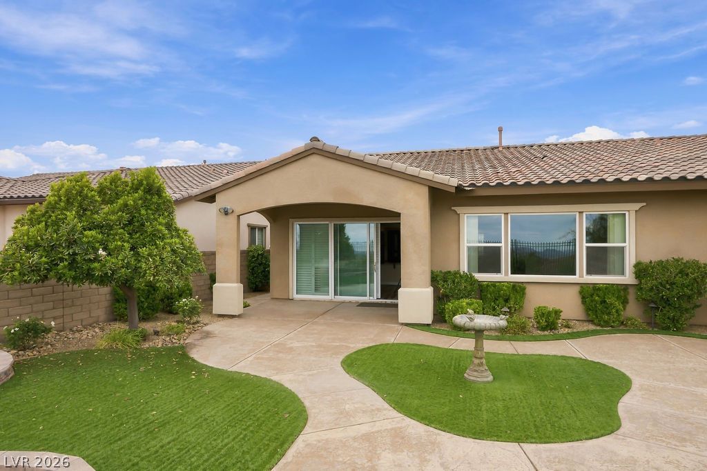 286 Lindura Court Property Photo 43