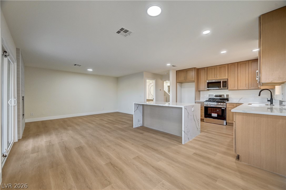 1600 Royal Canyon Drive Property Photo 6
