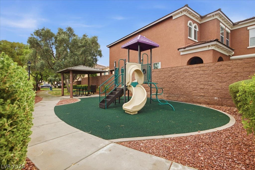 10371 Kadumba Street Property Photo 39