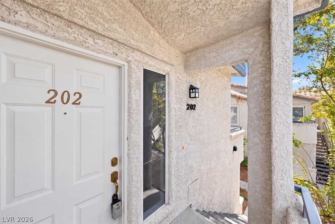 3115 Casey Drive 202 Property Photo 3