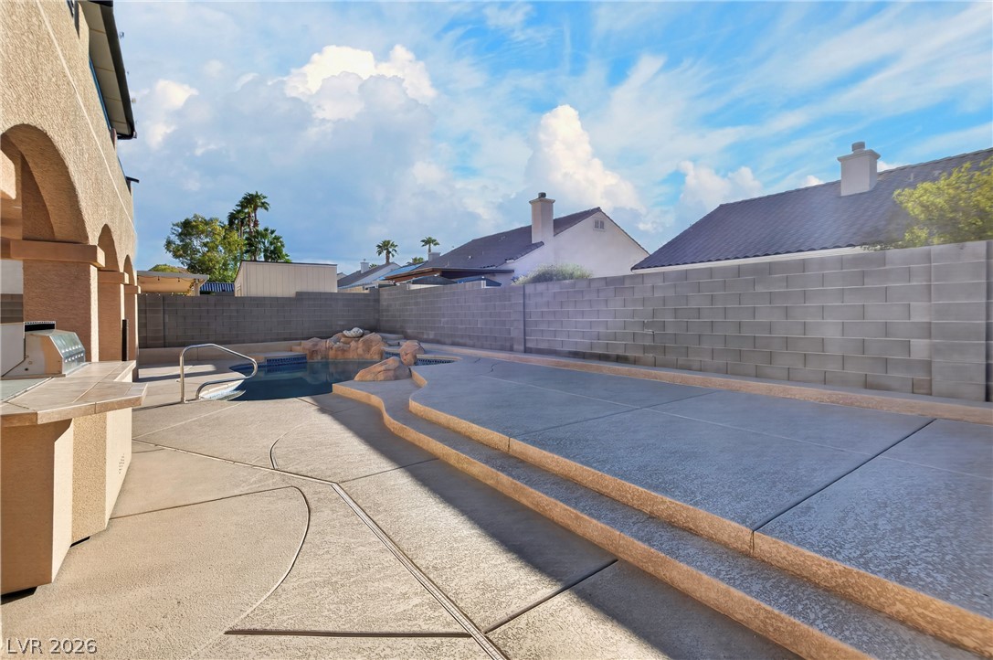 605 Lively Fiesta Way Property Photo 46