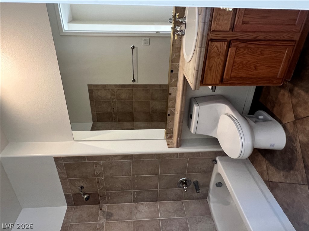 7513 Midnight Rambler Street Property Photo 9