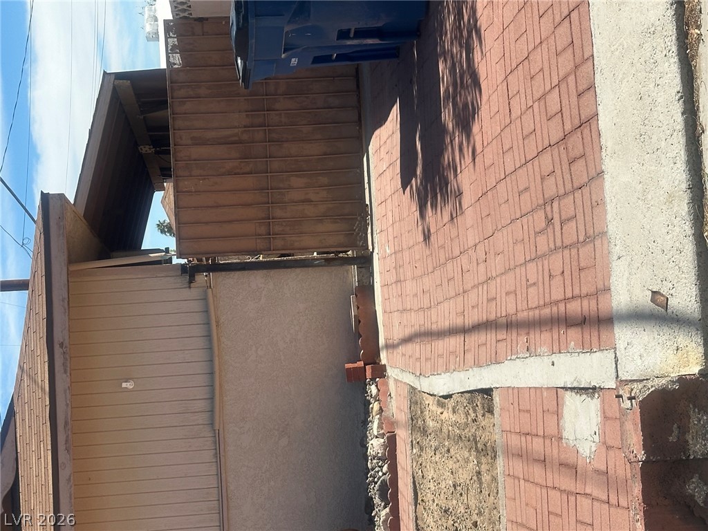 708 Fairway Drive Property Photo 2