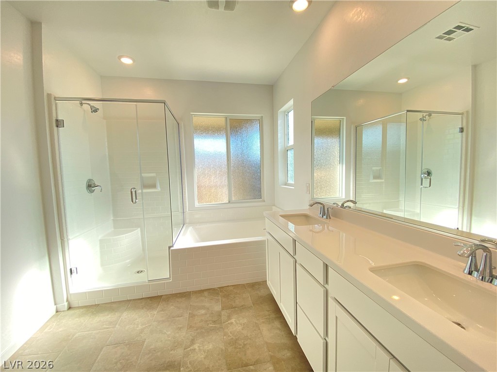 64 Strada Moscato Property Photo 16