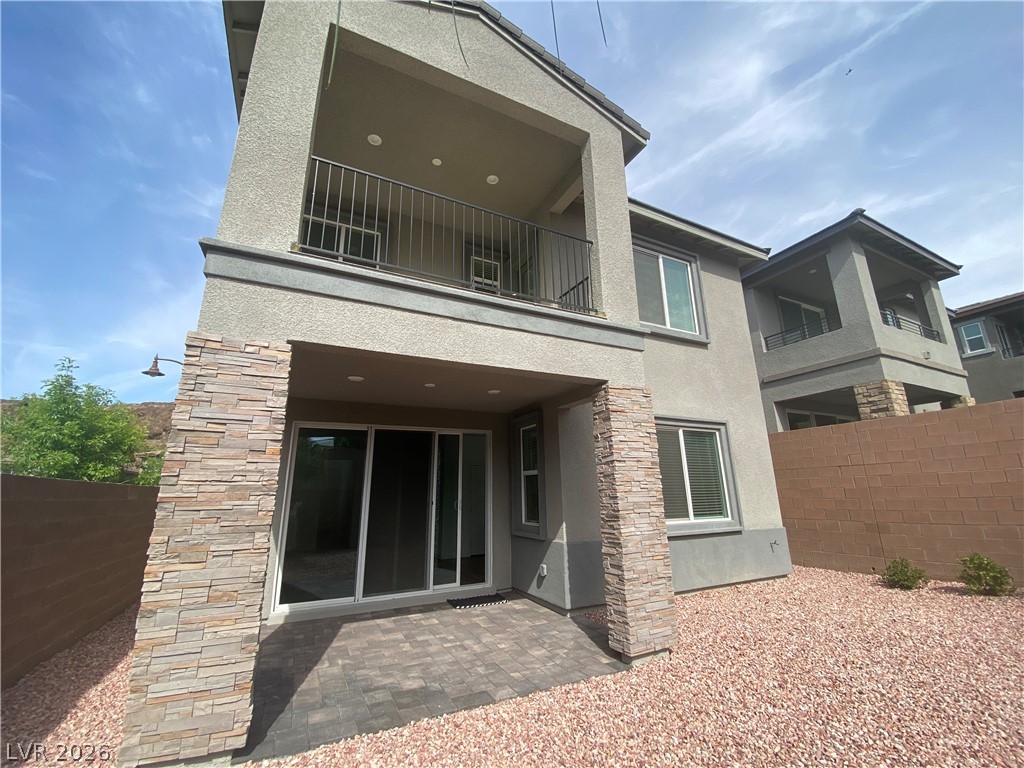 64 Strada Moscato Property Photo 19