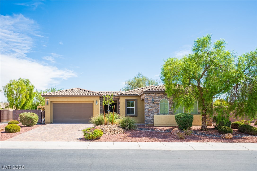 8618 Amber Autumn Street Property Photo 5
