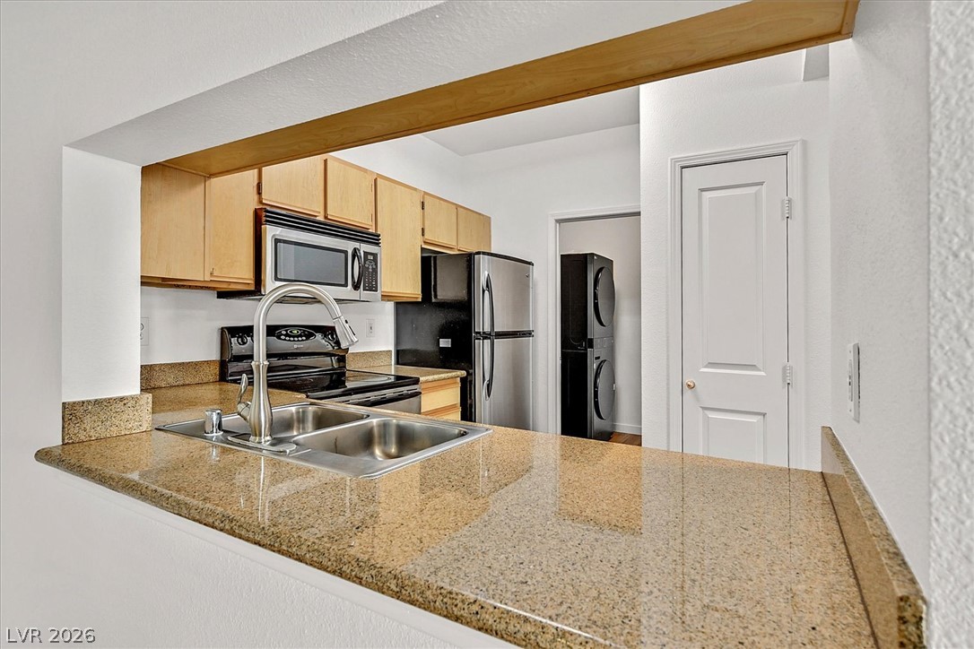 2900 Sunridge Heights Parkway 1823 Property Photo 26