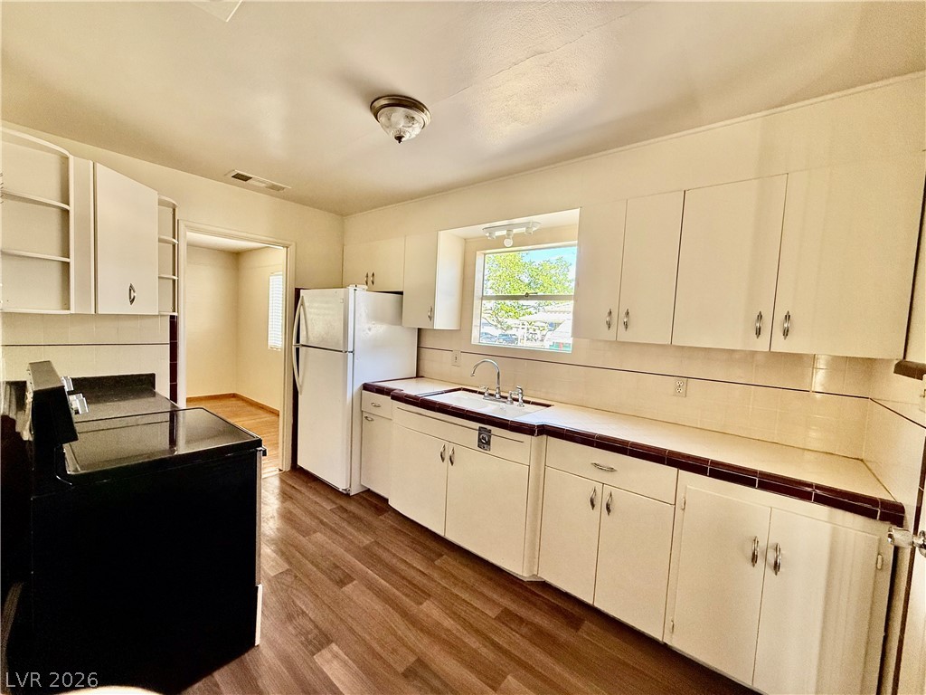 1133 Darmak Drive Property Photo 14