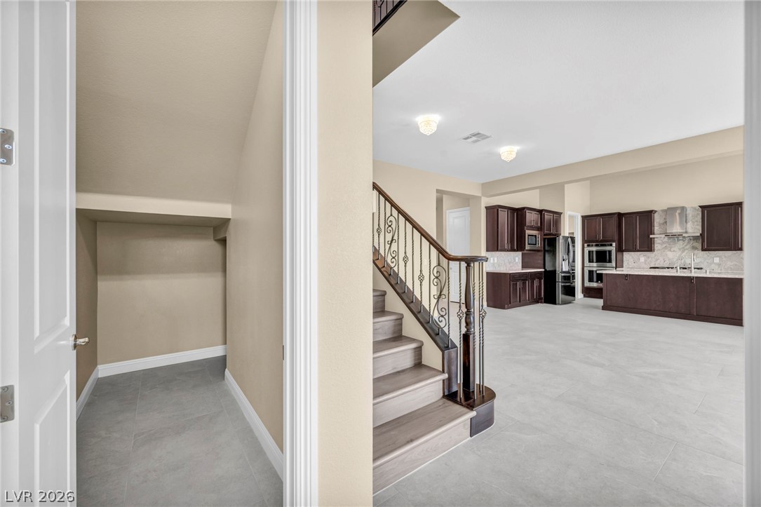 12319 Skyracer Drive Property Photo 28