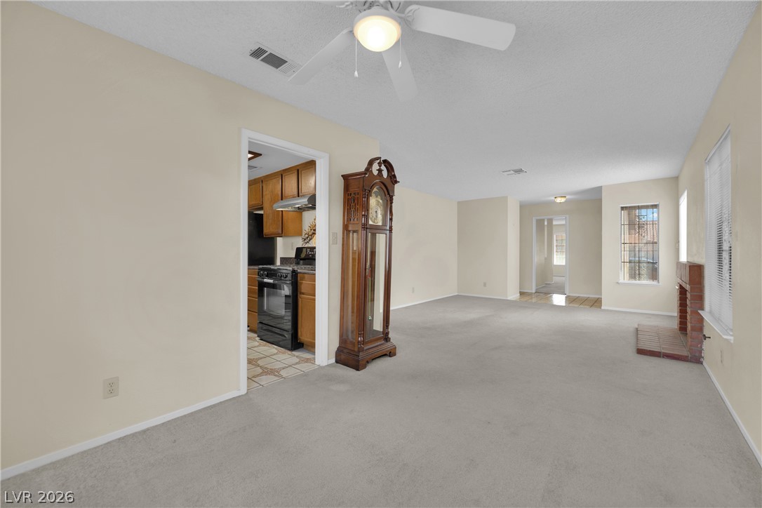 3338 Astoria Drive Property Photo 9