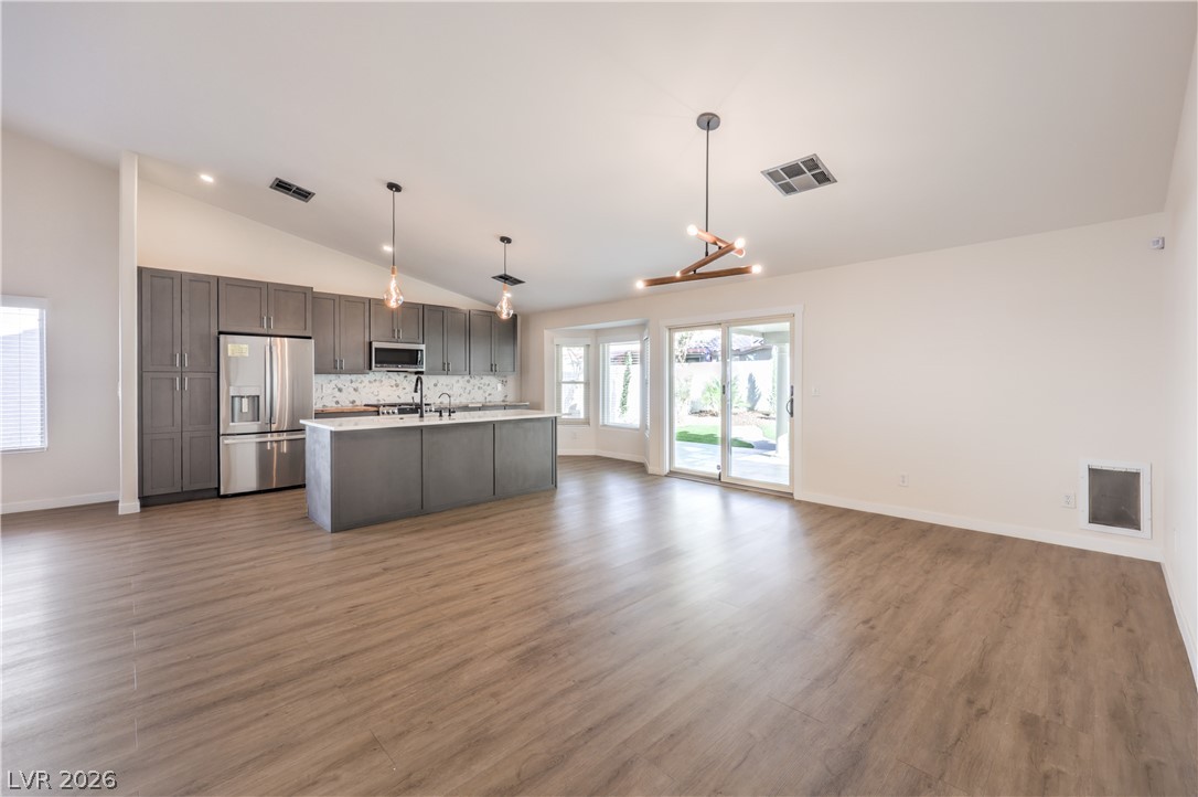 7504 Powder River Court Property Photo 14