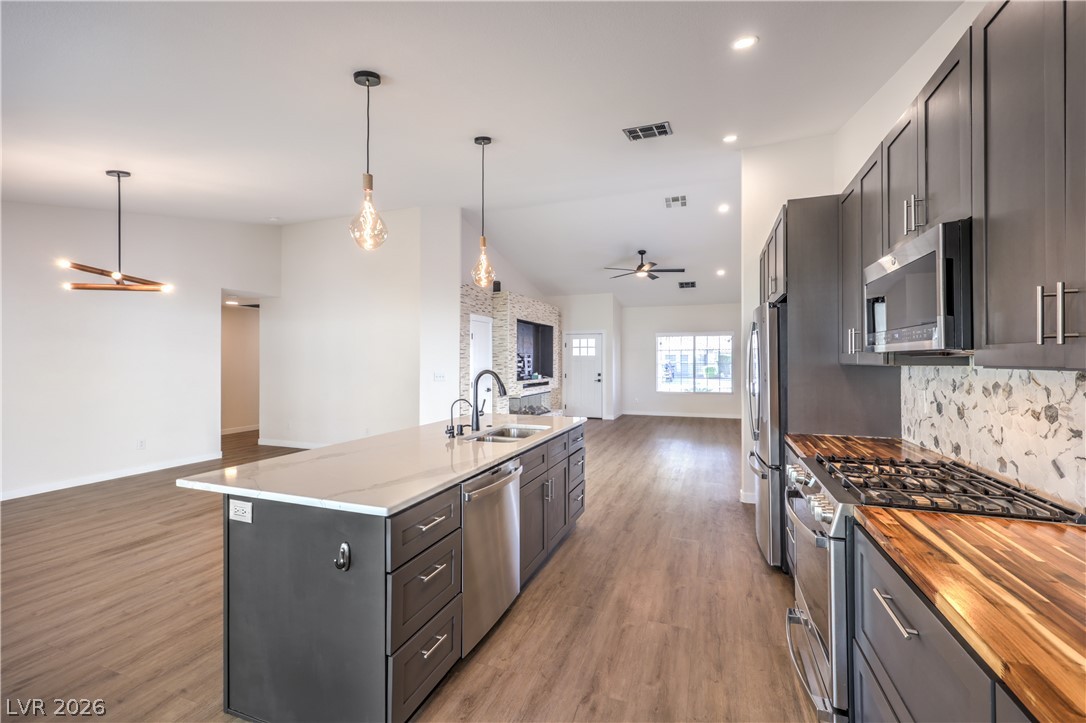 7504 Powder River Court Property Photo 18