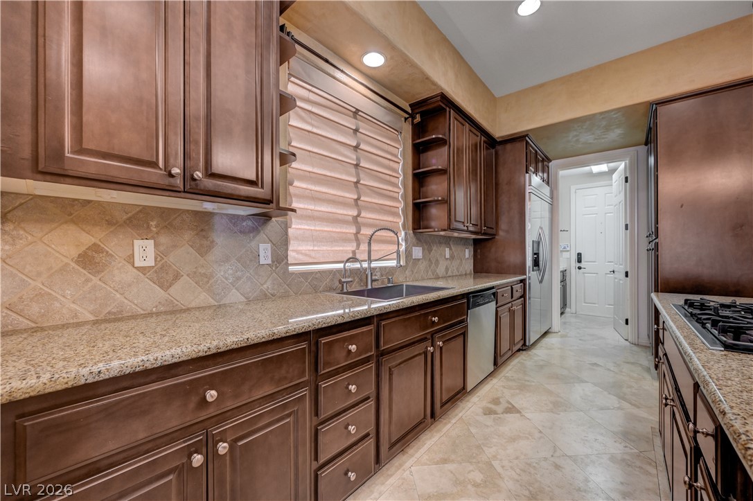 11778 Weybrook Park Drive Property Photo 23