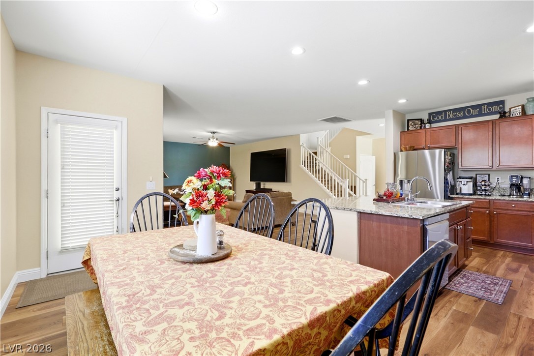 10315 Parkview Mountain Avenue Property Photo 3
