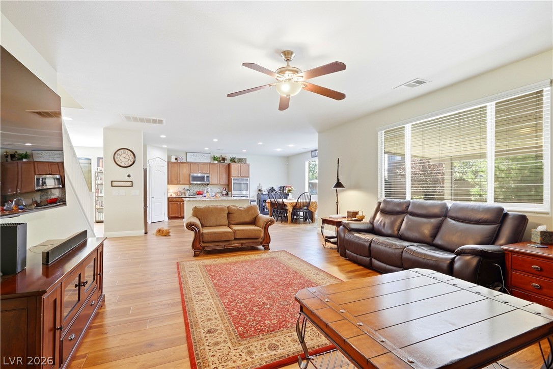 10315 Parkview Mountain Avenue Property Photo 4