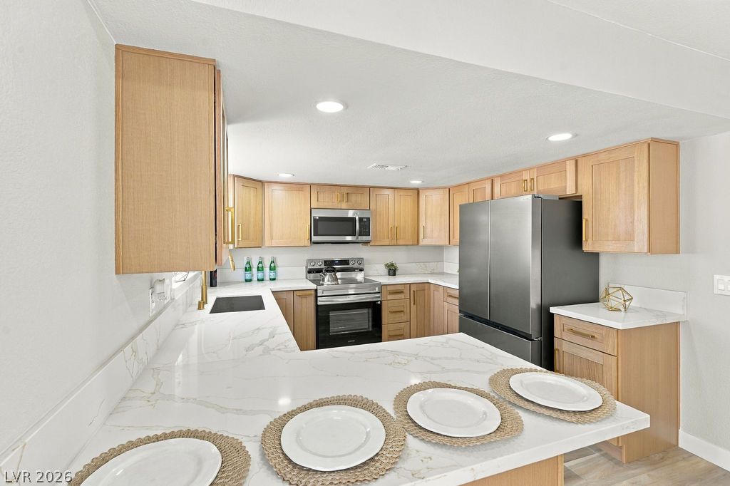 3648 Margarita Way Property Photo 15
