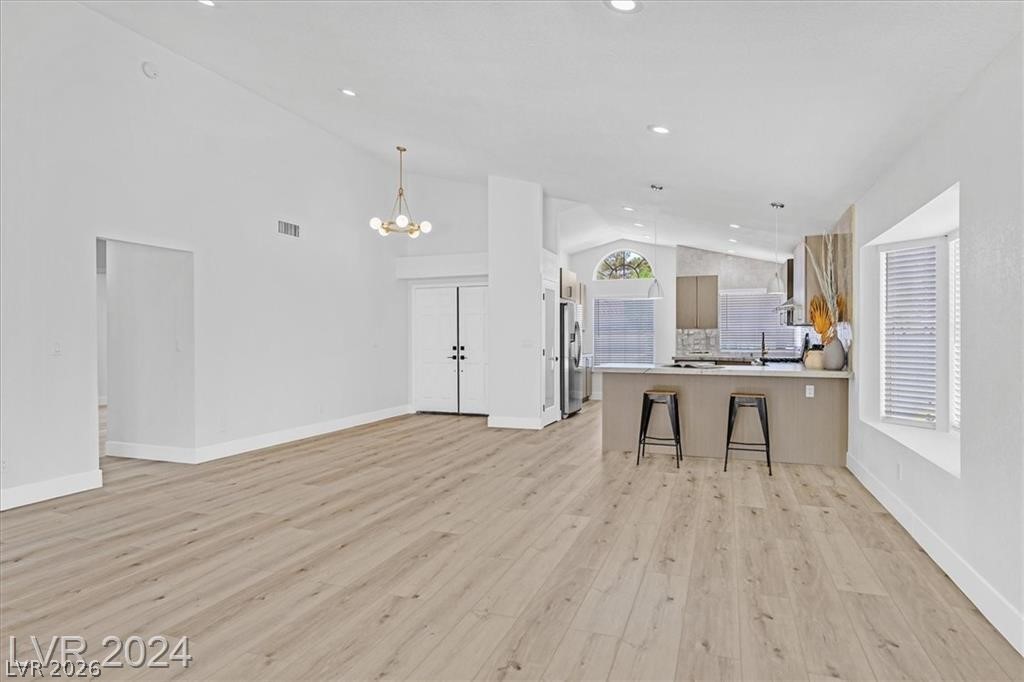 8 Barton Spring Circle Property Photo 5
