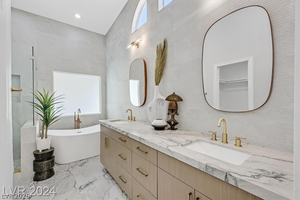 8 Barton Spring Circle Property Photo 11