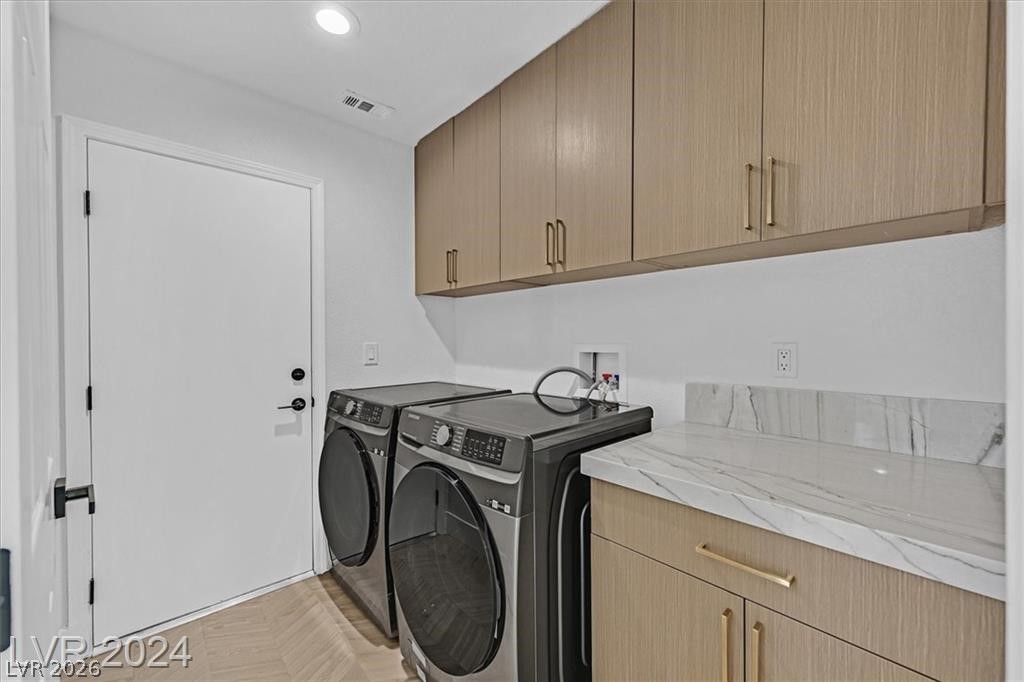 8 Barton Spring Circle Property Photo 24